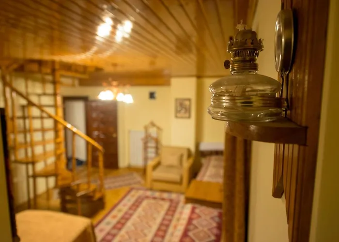 Kro Ipekyolu Konagi Beypazarı